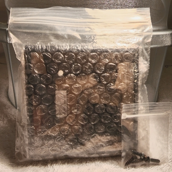 Marilyn Monroe Light Switch Covers (2) - Picture 10 of 12